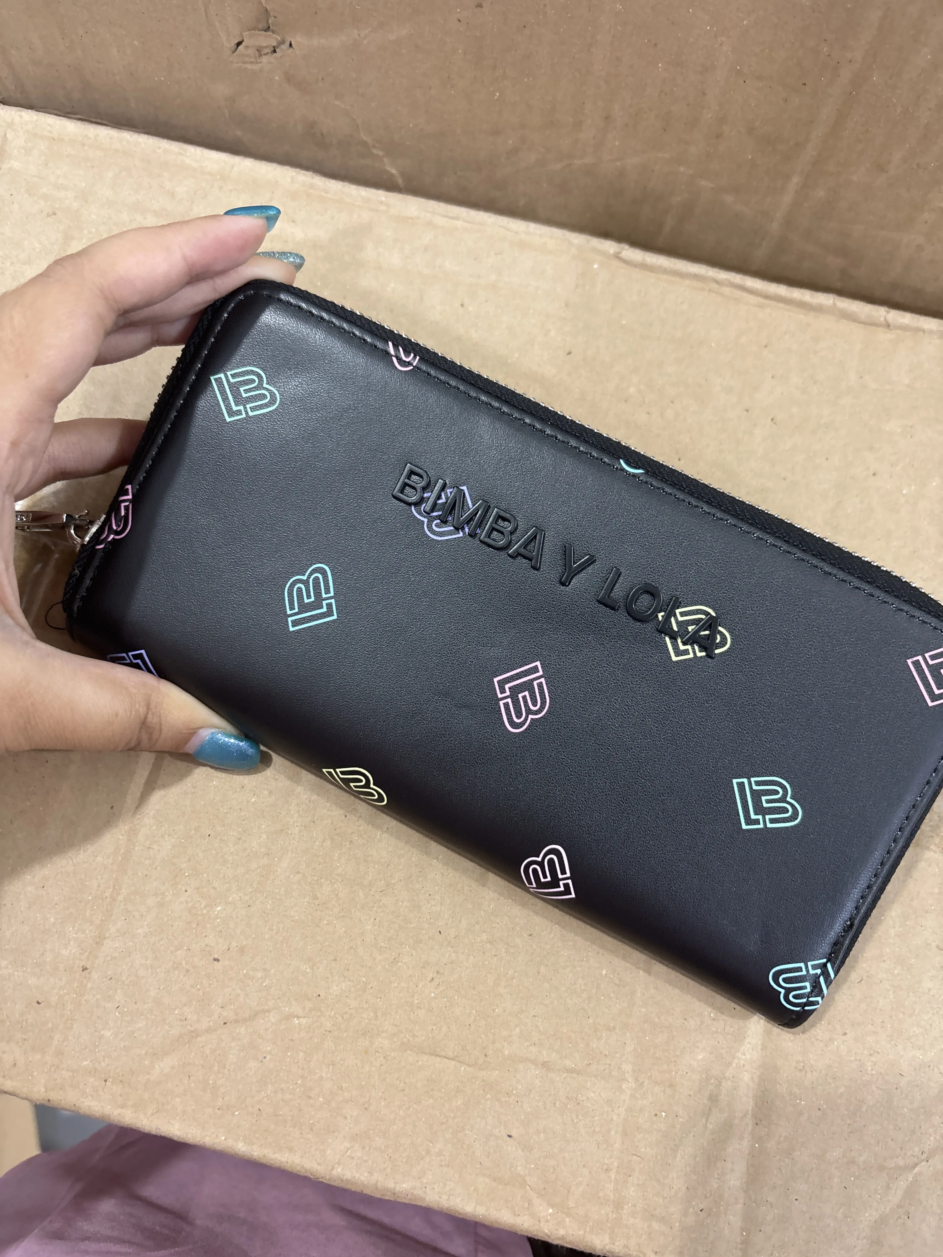 DOMPET BIMBA HITAM