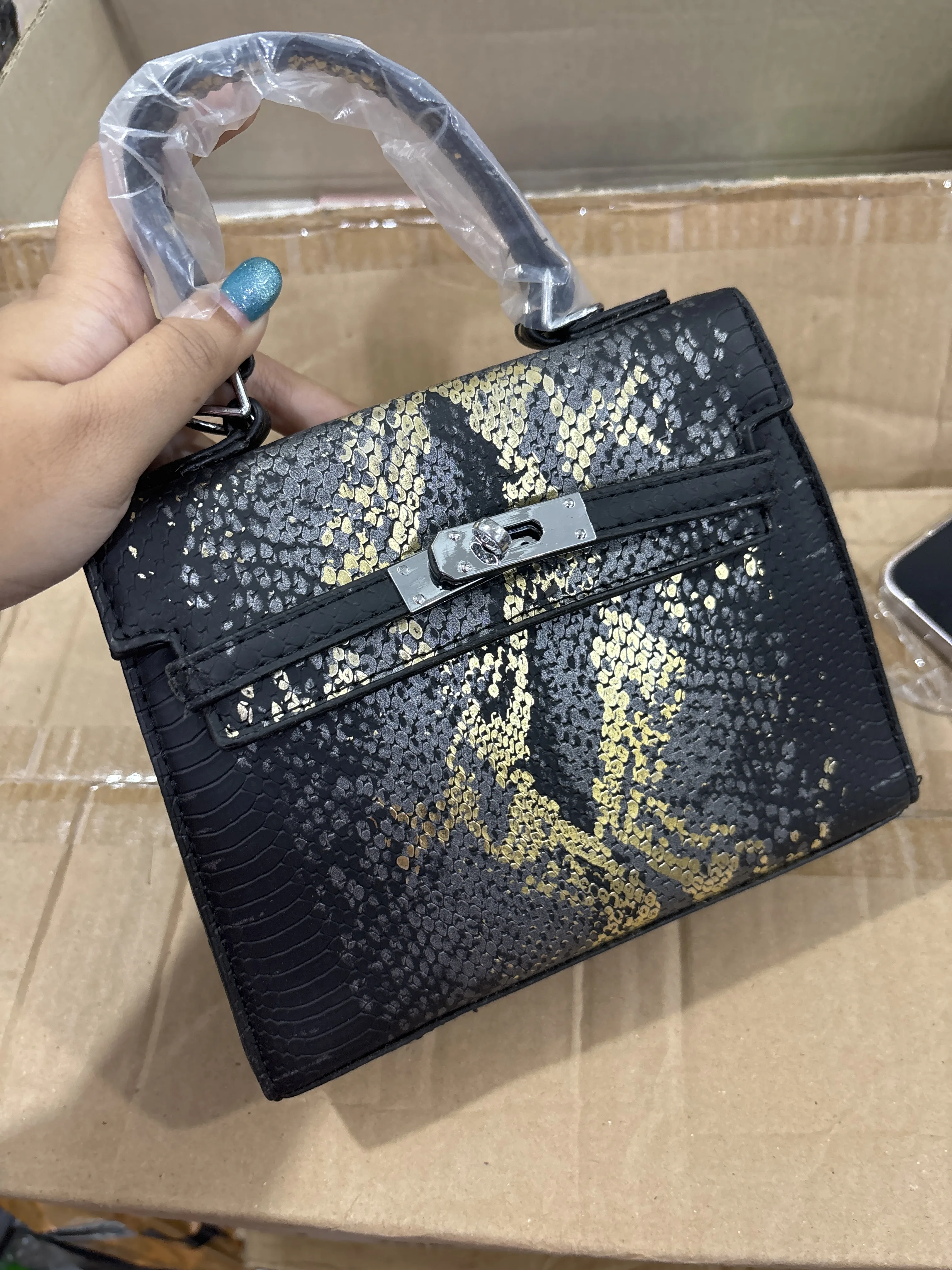TAS KELLY SNAKE