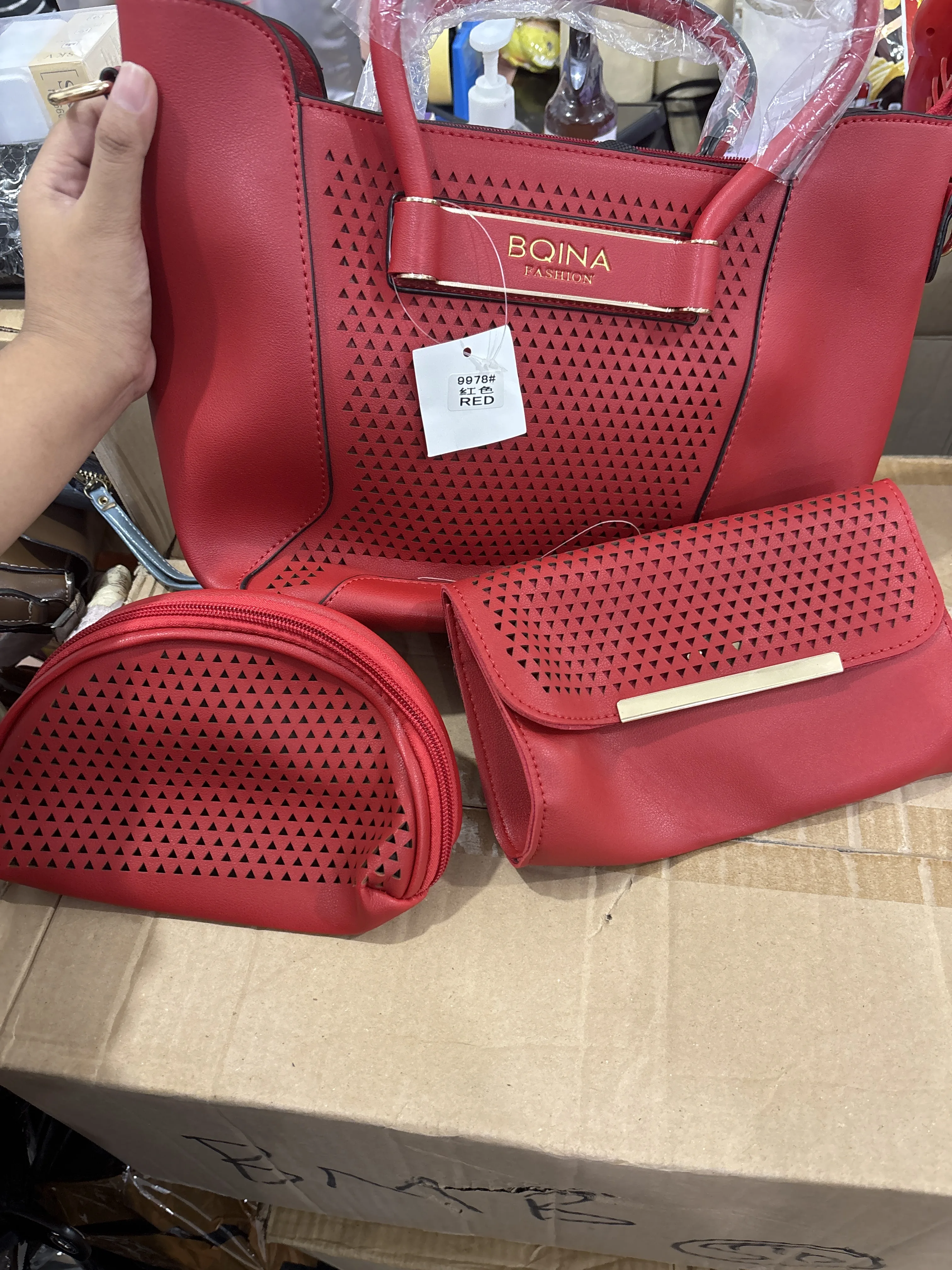 BONIA RED